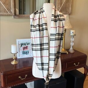 Cashmink V Fraas Beige Plaid Lightweight Winter Infinity Scarf Made in Germany